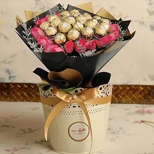 No Flowers and Chocolates Combo image